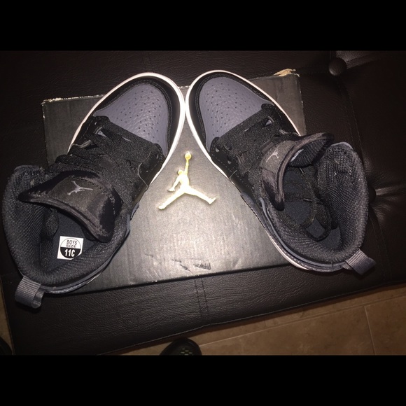 Nike Jordan 1 mid bp kids size 11c NEW - Picture 5 of 5